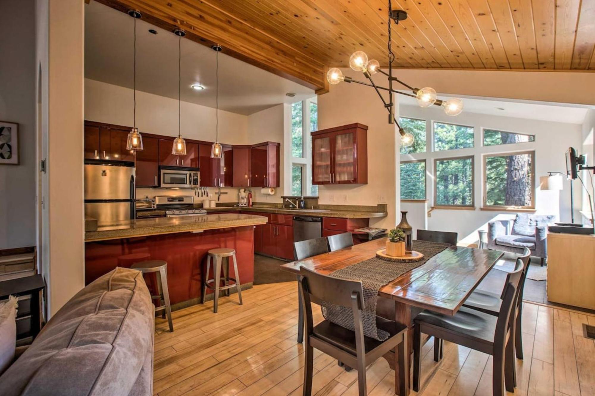 Moosetrack By Avantstay Cozy Cabin In The Of Tahoe Donner W Hot Tub Траки Экстерьер фото