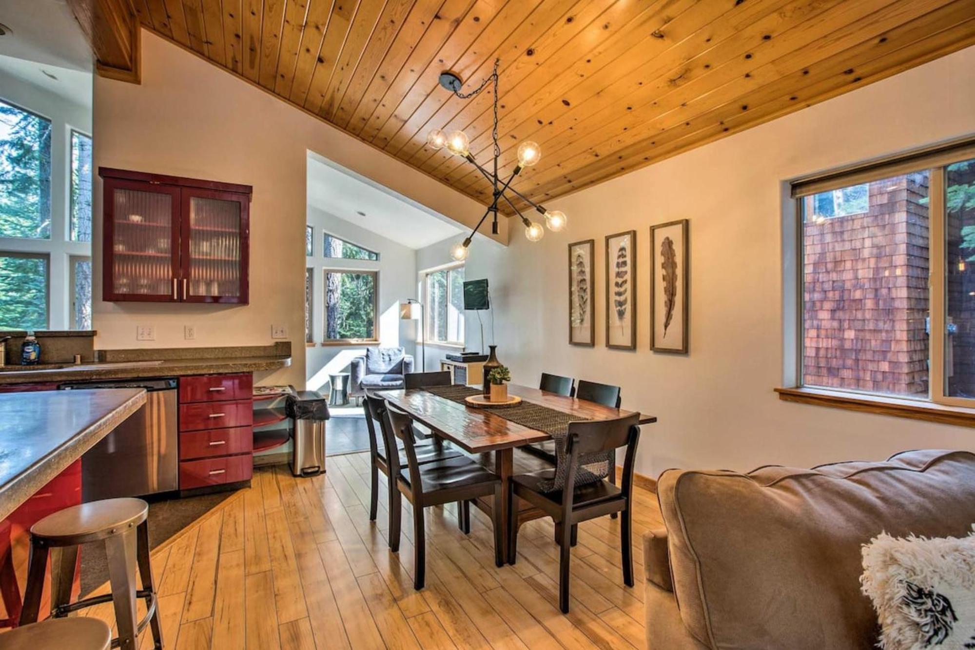 Moosetrack By Avantstay Cozy Cabin In The Of Tahoe Donner W Hot Tub Траки Экстерьер фото