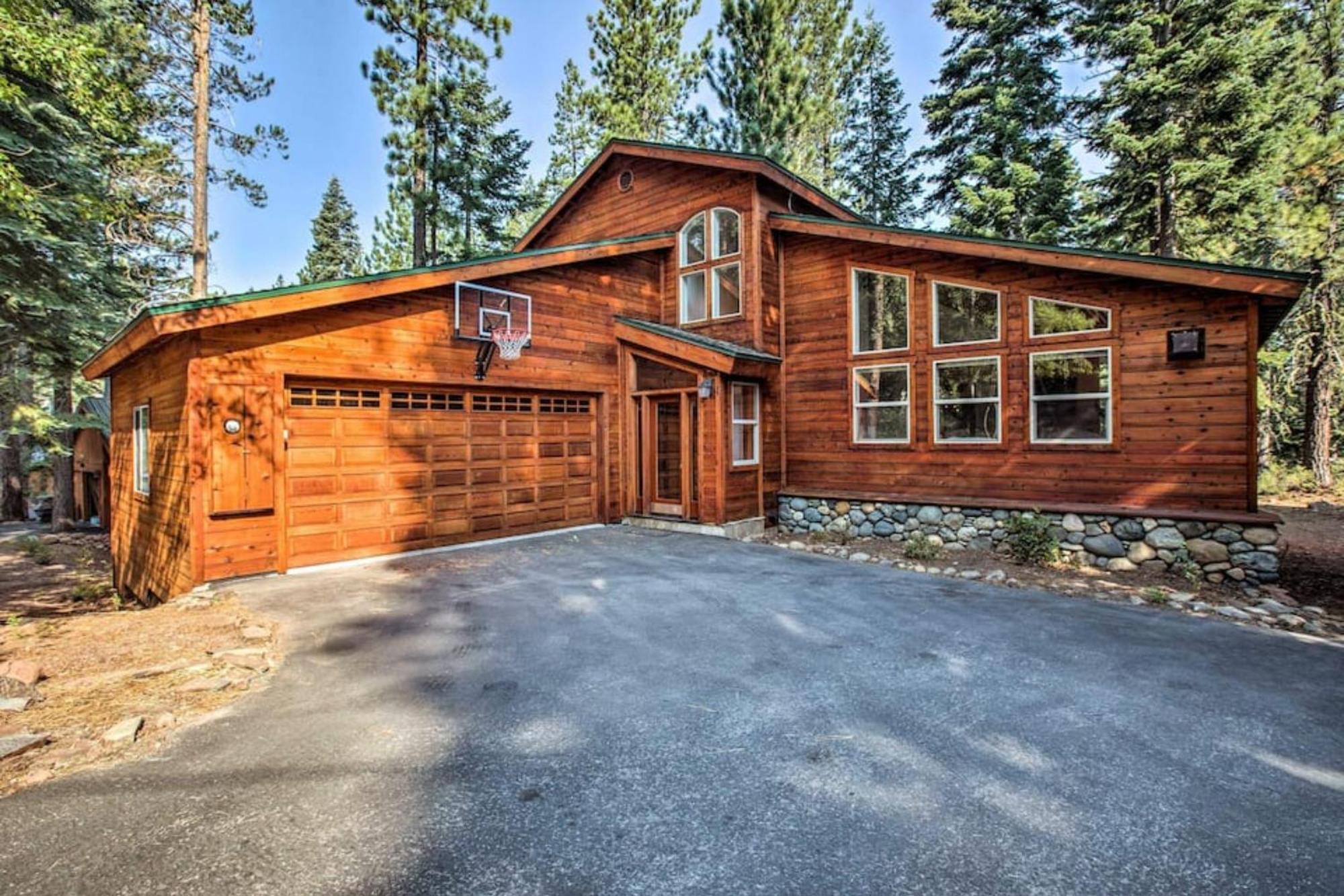 Moosetrack By Avantstay Cozy Cabin In The Of Tahoe Donner W Hot Tub Траки Экстерьер фото